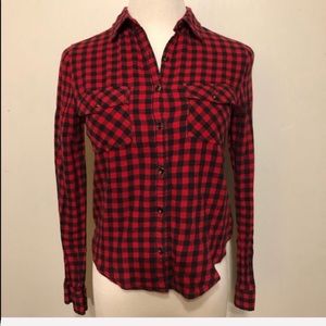 LOVE TREE-Red/Black Buffalo Plaid Top XS